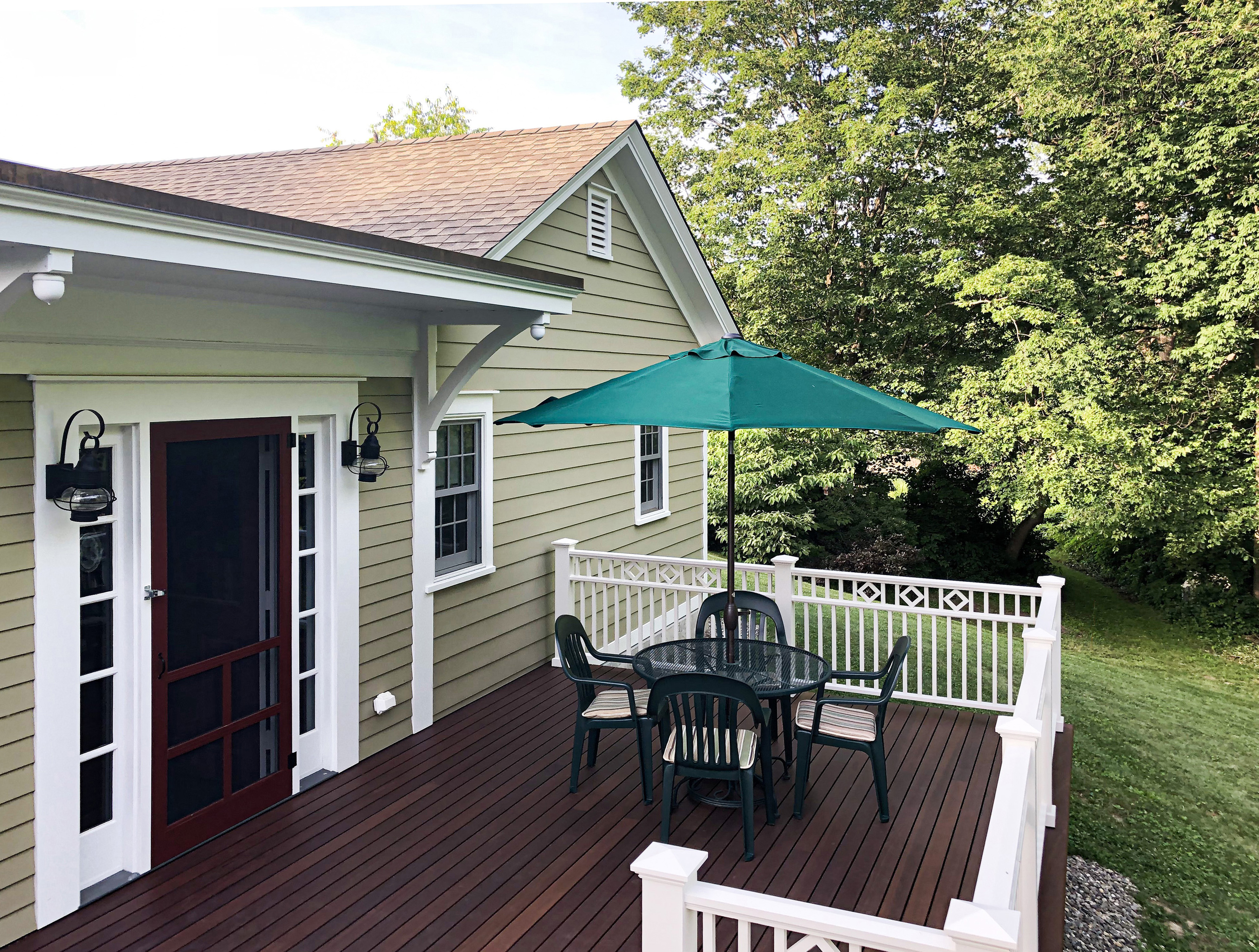 ExoShield Custom White Railing Sitting Area